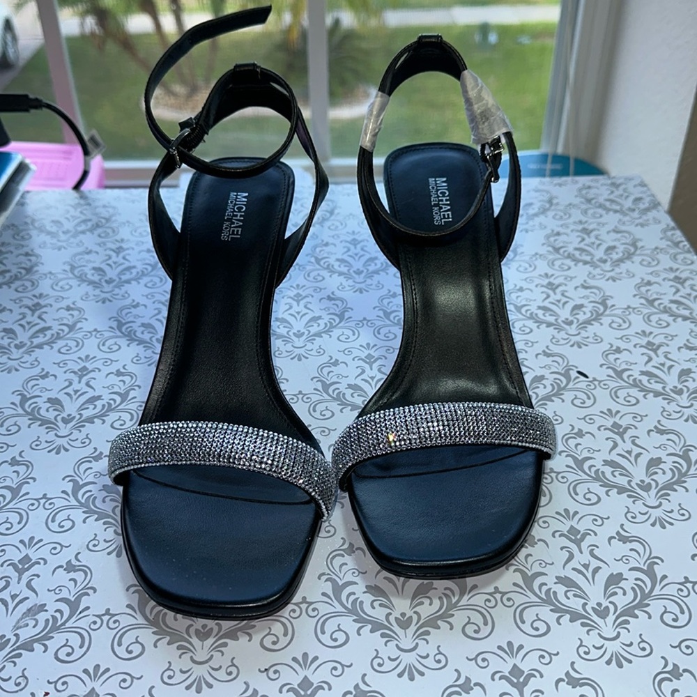 NEW!!! Gorgeous Michael Kors black evening pumps with the right amount of bling!